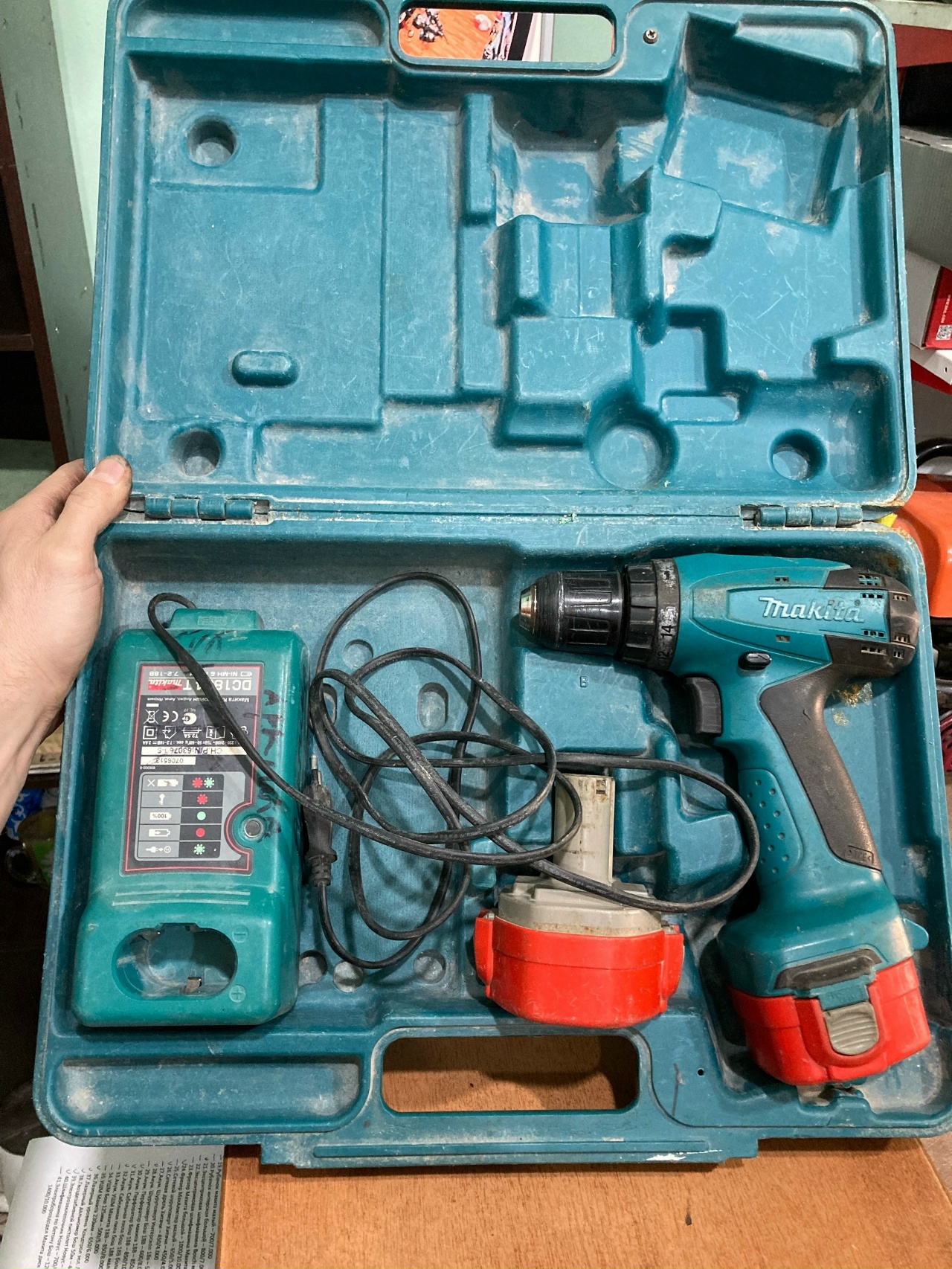 Шуруповерт Makita 6271D 