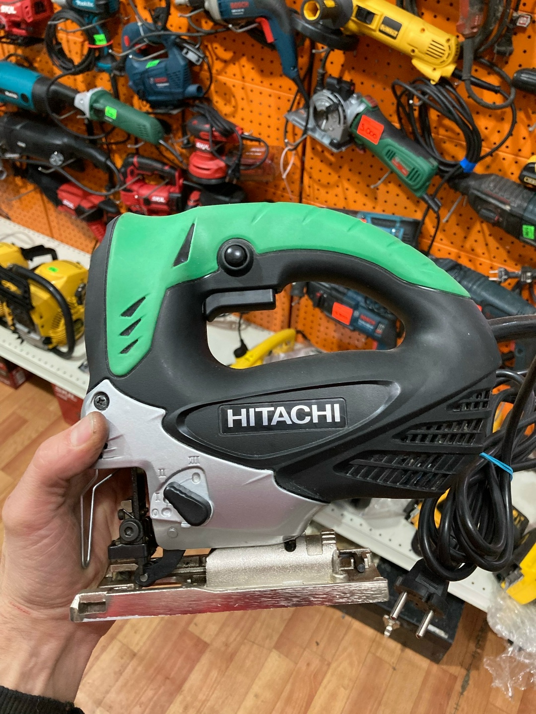 Электролобзик Hitachi CJ90VST