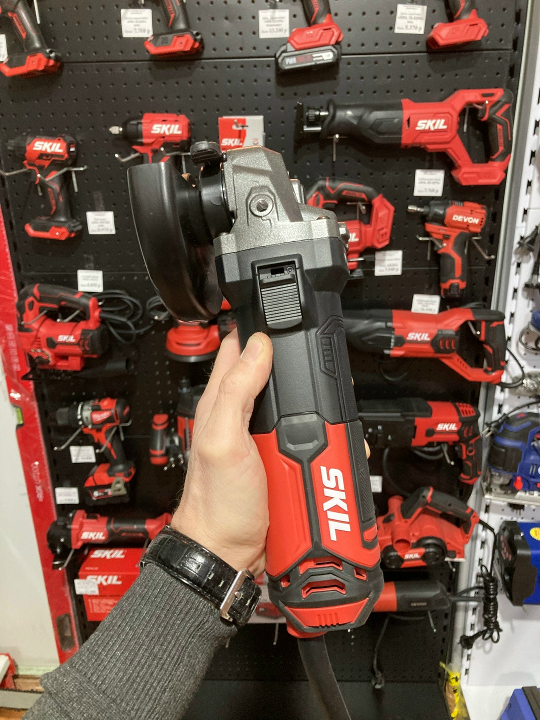 SKIL AG2428