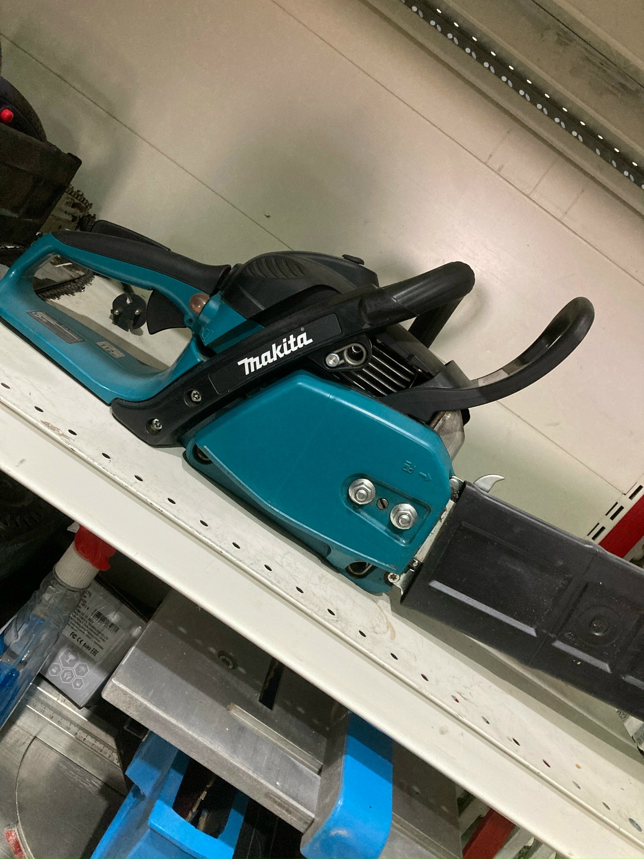 Бензопила Makita EA3202S