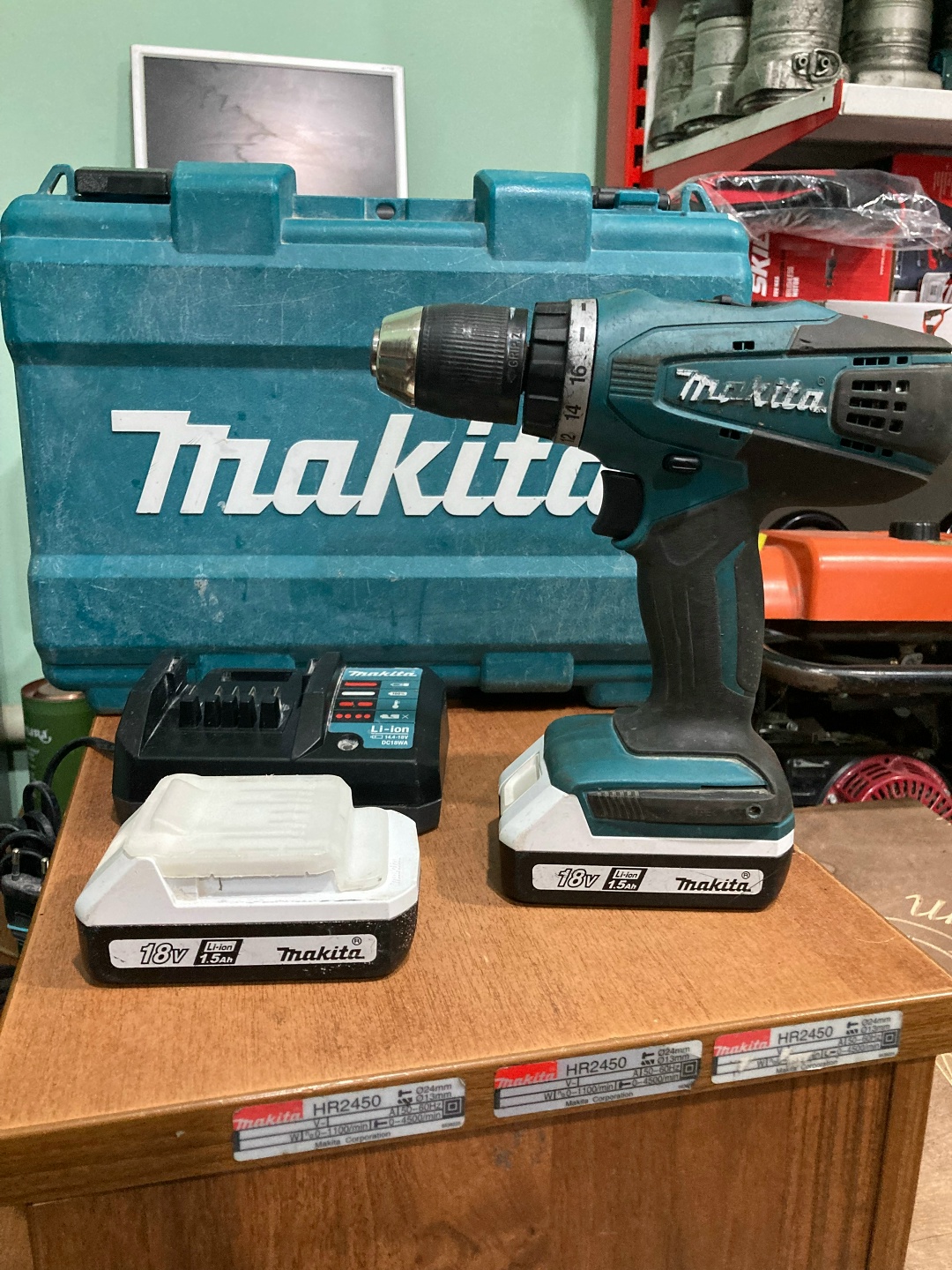 Дрель-шуруповерт Makita DF457D