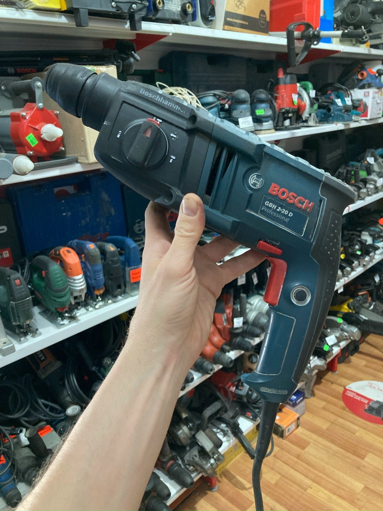 Перфоратор Bosch GBH 2-20 D