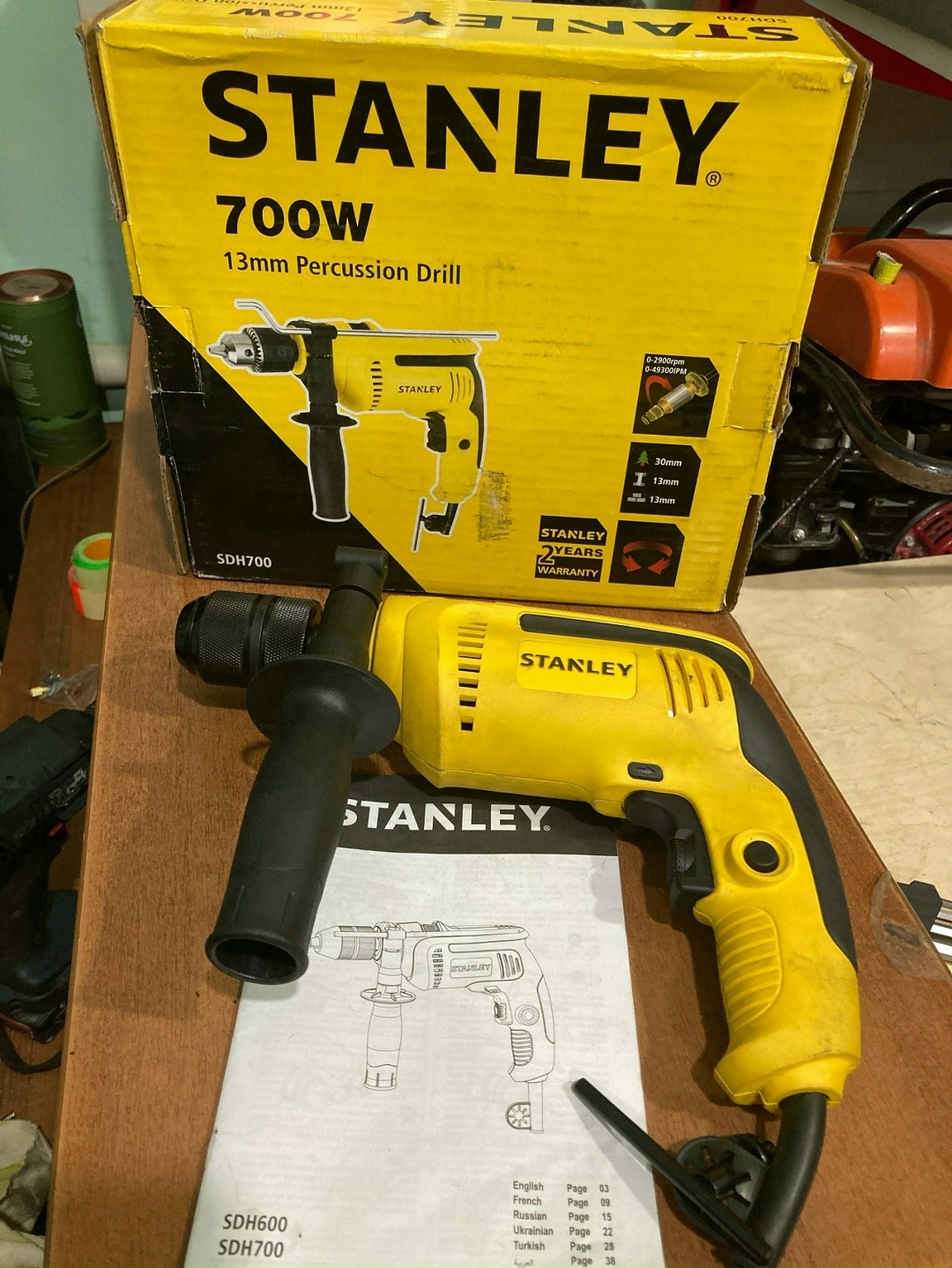 Ударная дрель-шуруповерт Stanley SDH700C